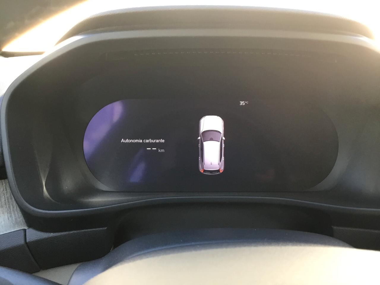 Volvo XC40 B3 automatico Core