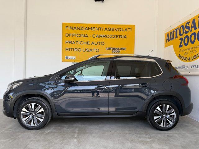 PEUGEOT 2008 Allure NEOPATENTATI / PREZZO REALE / TETTO