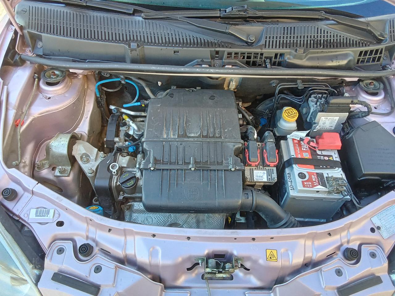 Lancia Ypsilon 1.2 69 CV Unyca