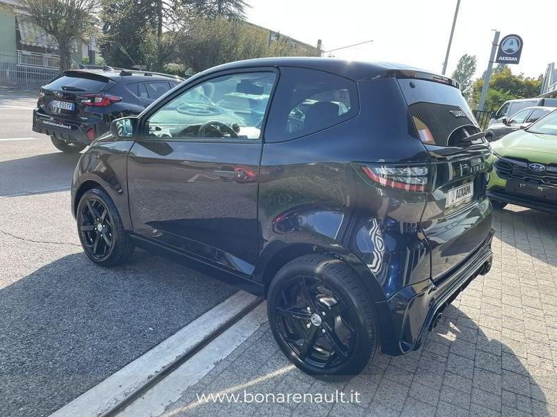 Aixam City City Sport TABLET Apple CarPlay e Android Auto Wireless