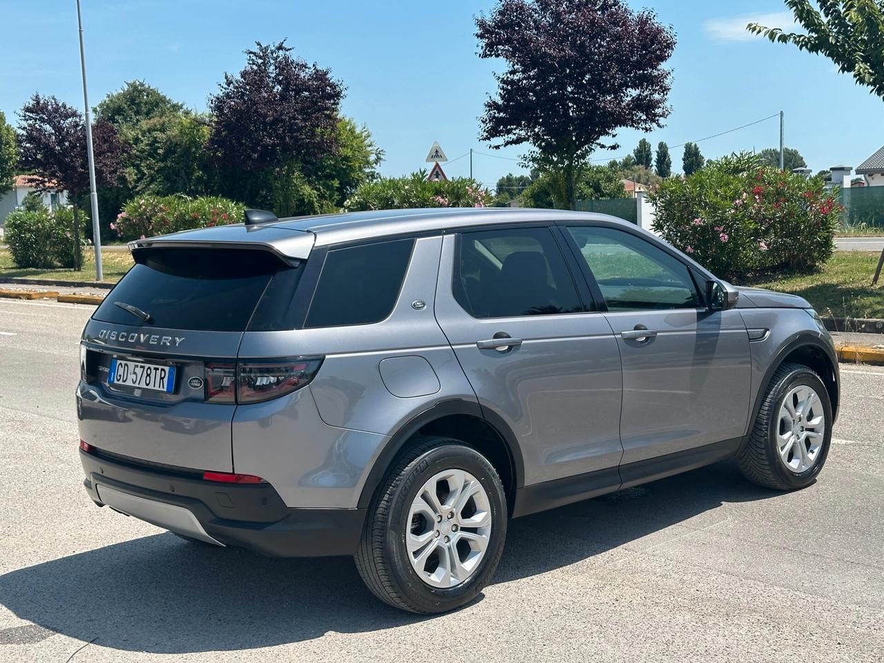 Land Rover Discovery AUTOCARRO N1 5 POSTI 2.0D I4-L.Flw 150 CV AWD Auto