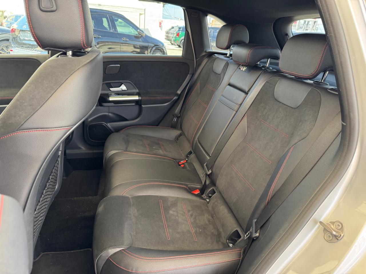 MERCEDES-BENZ B 180 d AUT. PREMIUM AMG / TETTO