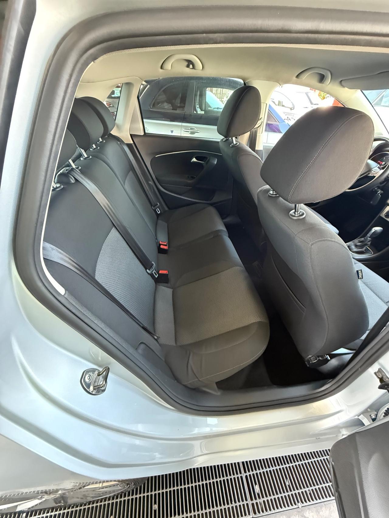 Polo 1.4 TDI- DSG-UNIPRO-RATE-BLACK PACK