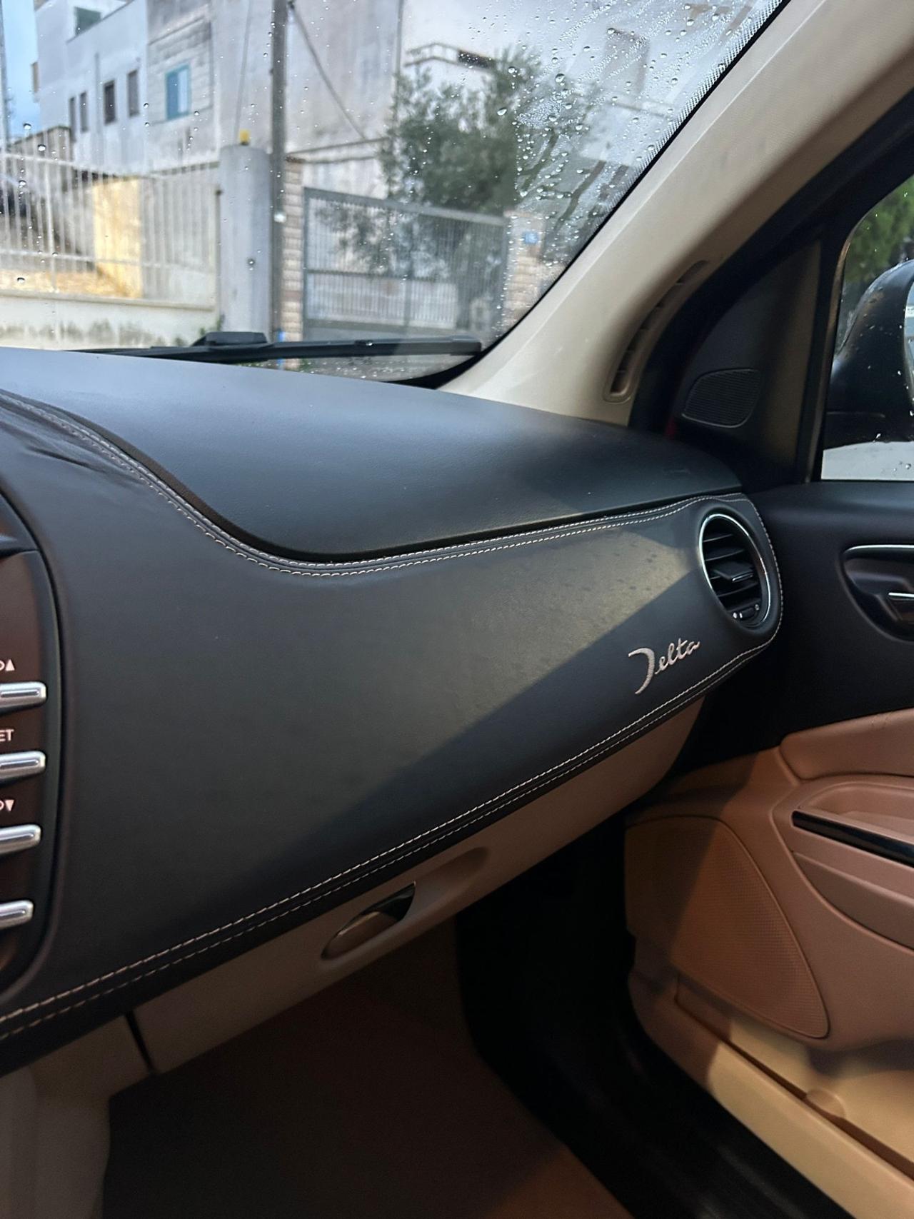 Lancia Delta 1.6 MJT -2011