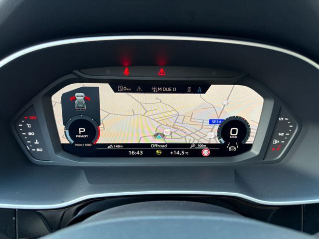 AUDI Q3 35 2.0 TDI S tronic quattro Business COCKPIT