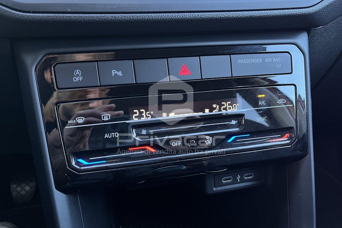 VOLKSWAGEN T-Cross 1.0 TSI Sport