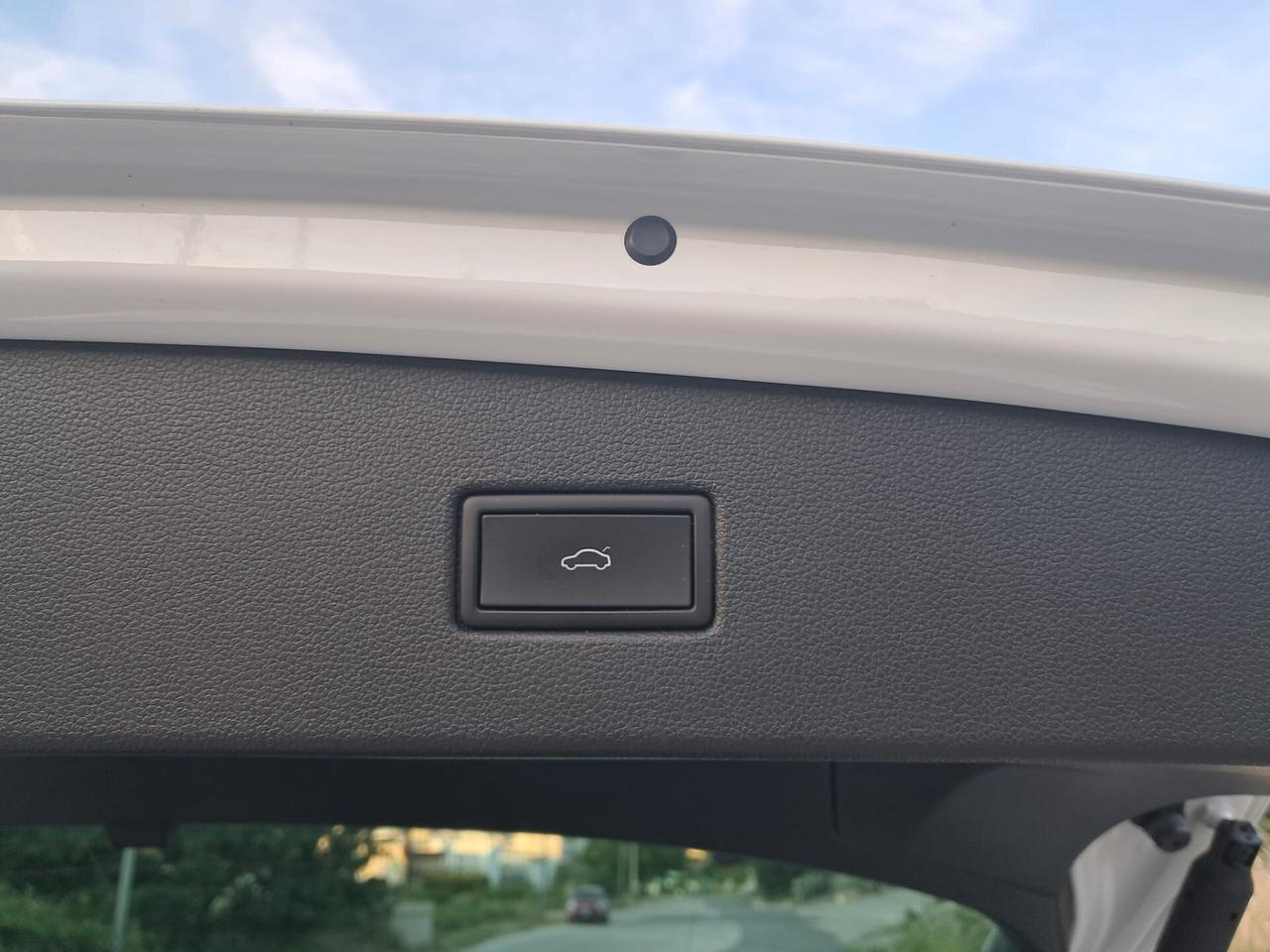 Volkswagen Tiguan 2.0 TDI 150 CV SCR DSG R-Line (IVA ESPOSTA)