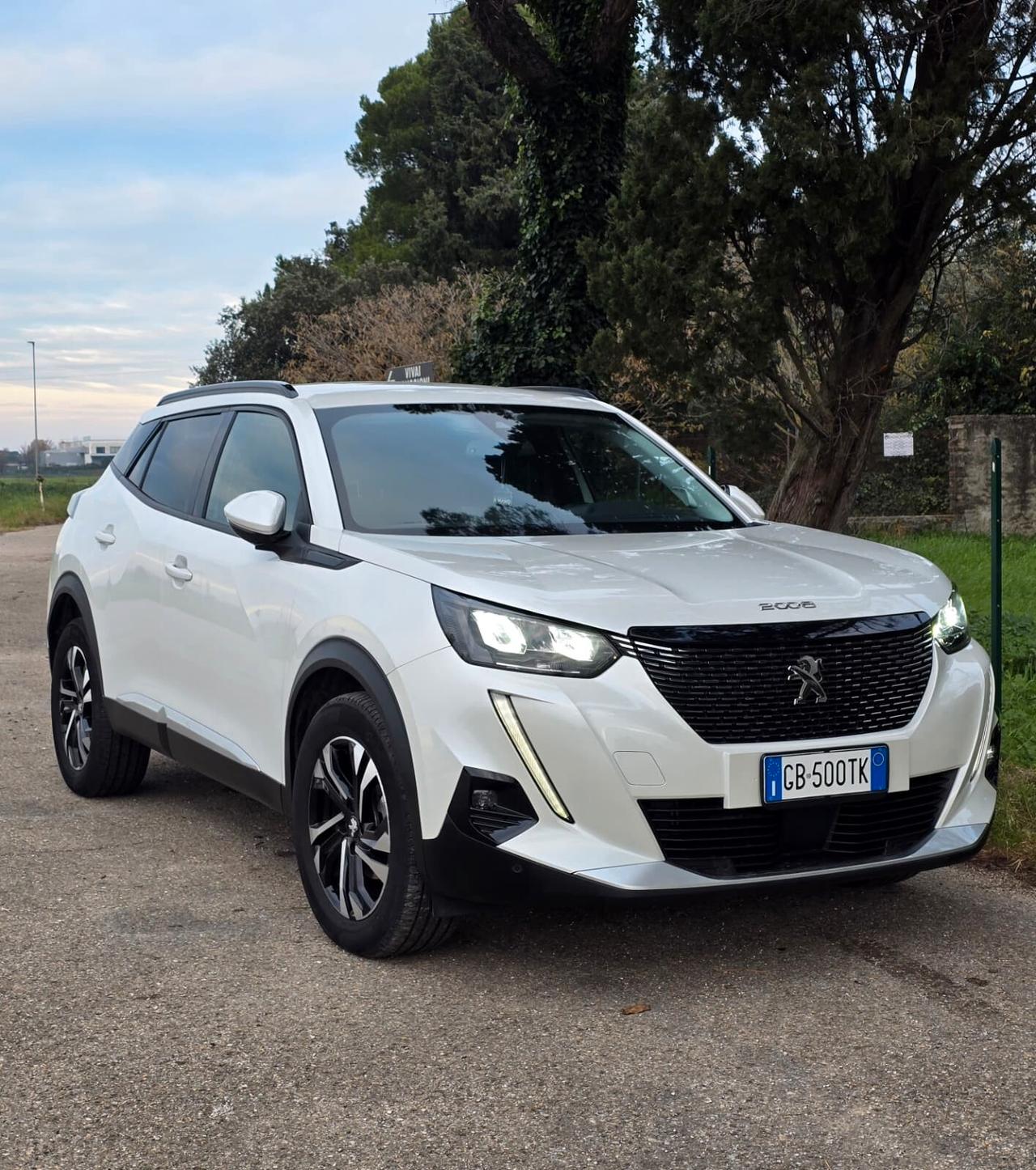 Peugeot 2008 PureTech 130 S&S Allure