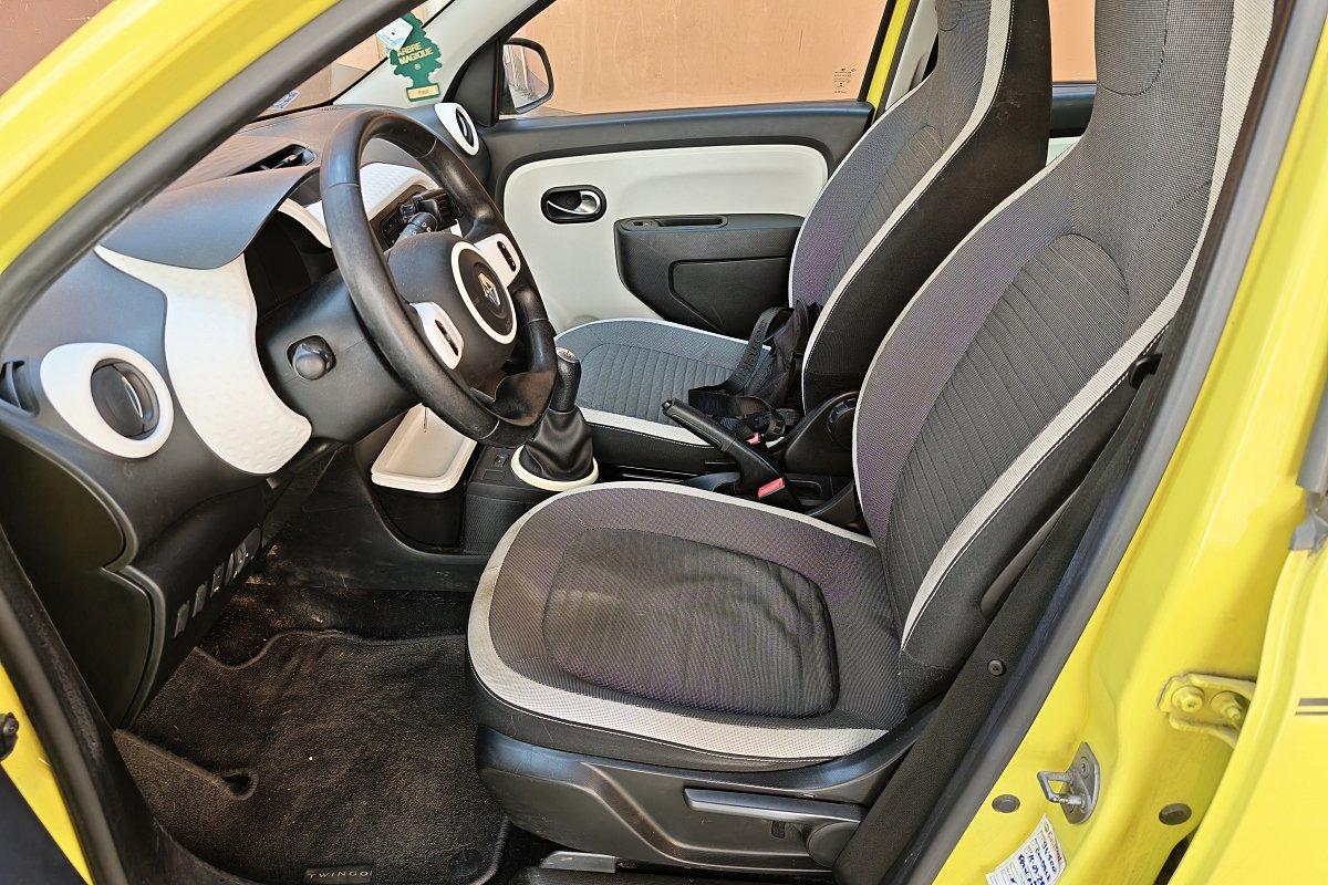 RENAULT Twingo SCe Lovely