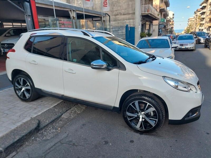 Peugeot 2008 1.6 e-HDi 115 CV Stop&Start Allure