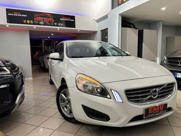 Volvo S60 D3 Geartronic Summum