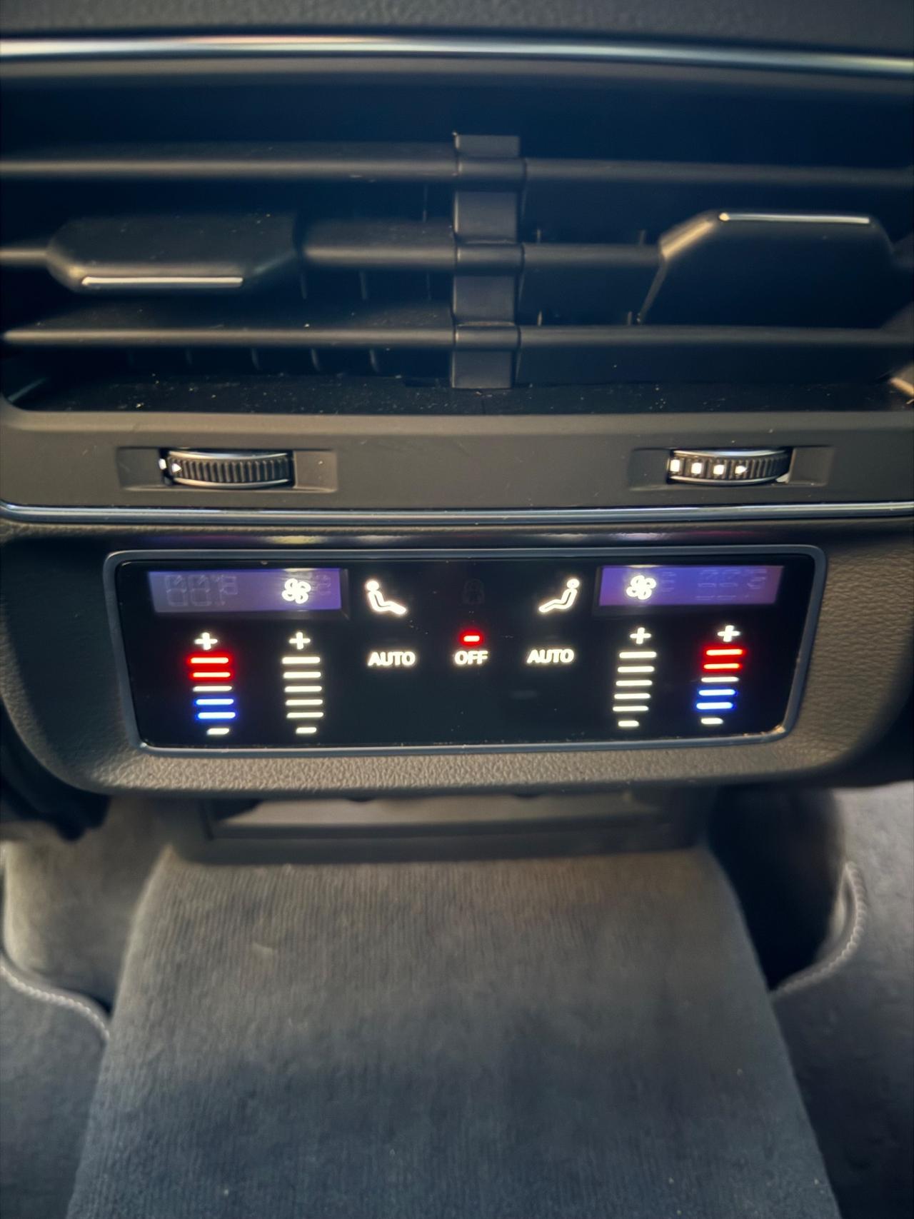 Audi Q8 50 TDI 286 CV quattro tiptronic Sport