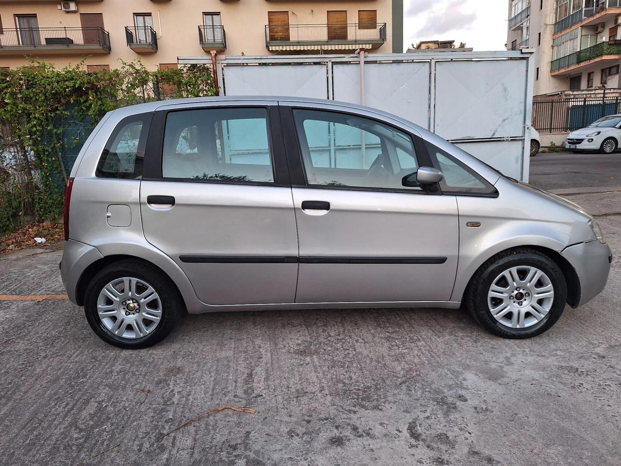 Fiat Idea 1.3 Multijet 16V Emotion