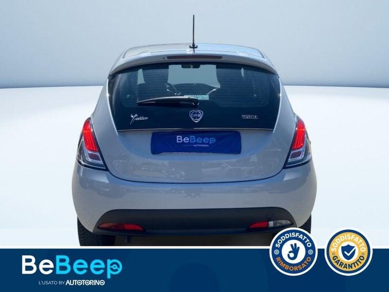 Lancia Ypsilon 1.0 HYBRID GOLD S&S 70CV