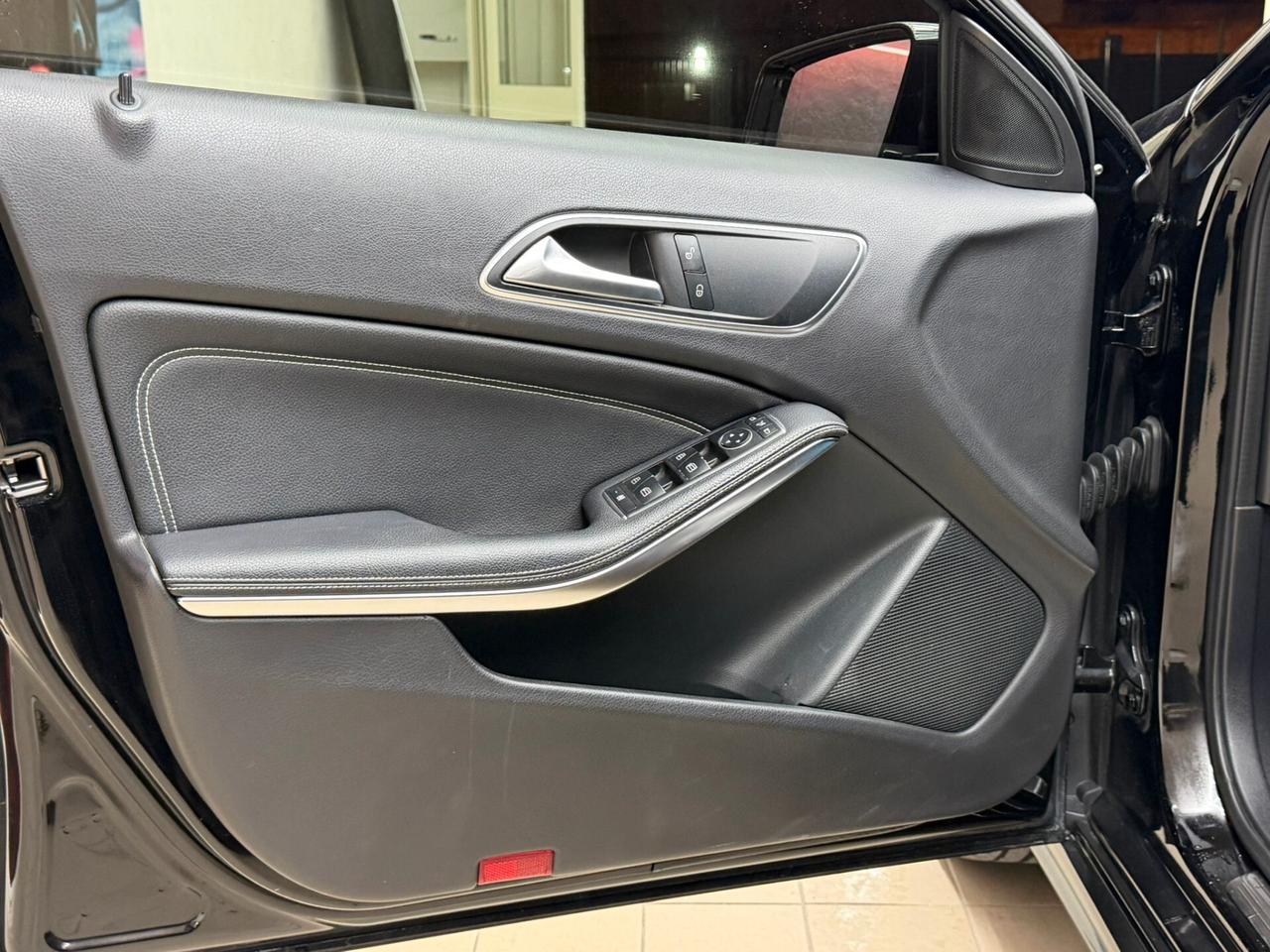 Mercedes-benz A 200 d Premium