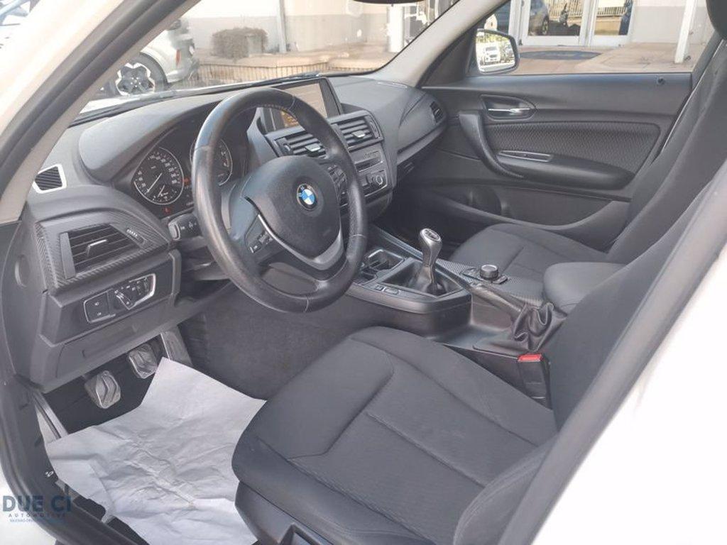 BMW 116d 5p. Urban del 2014