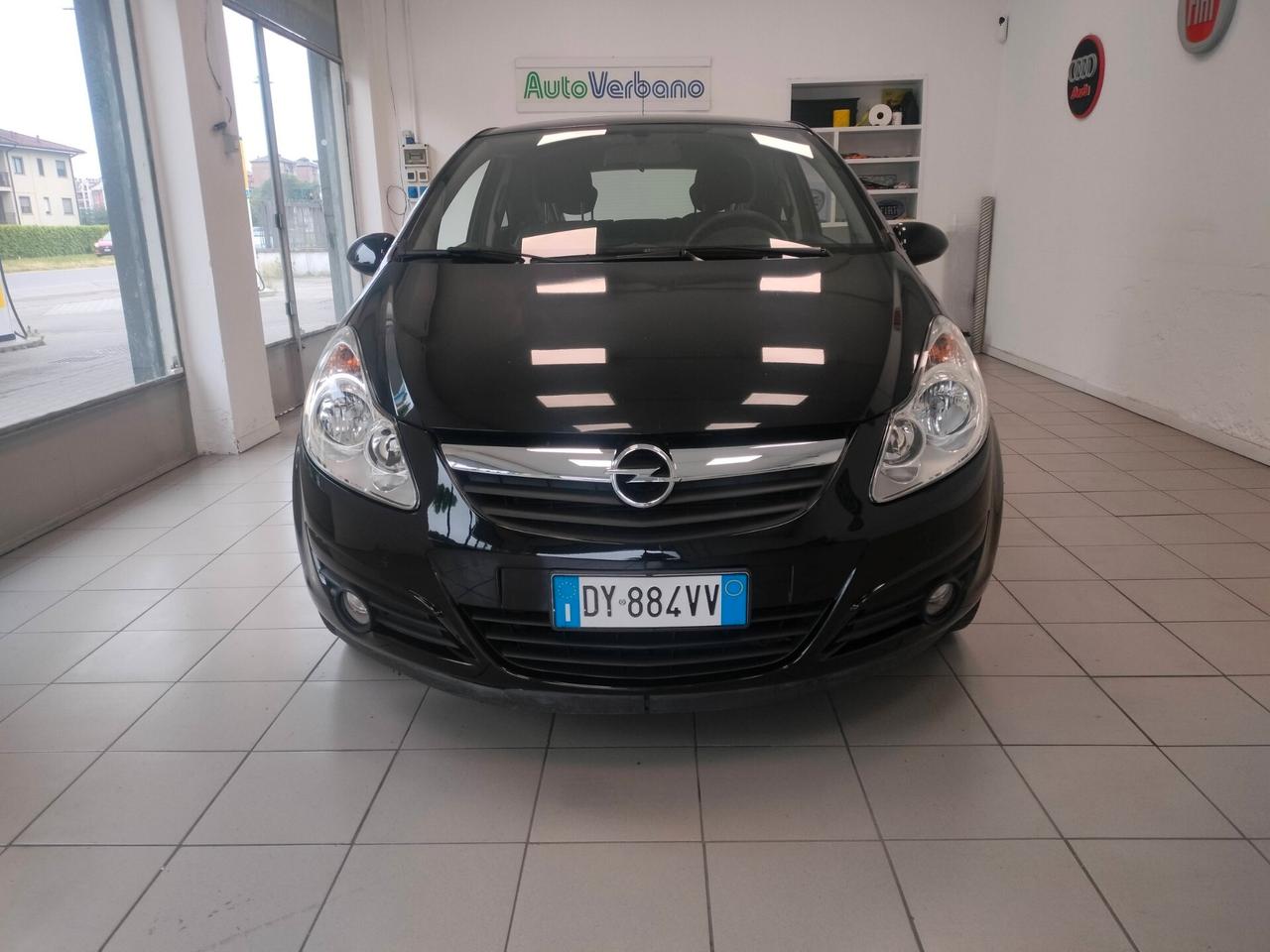 Opel Corsa 1.2 5 porte Easytronic Enjoy