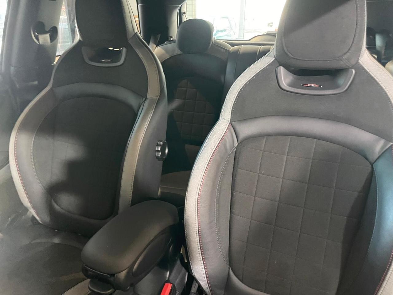 Mini Mini 2.0 John Cooper Works JCW