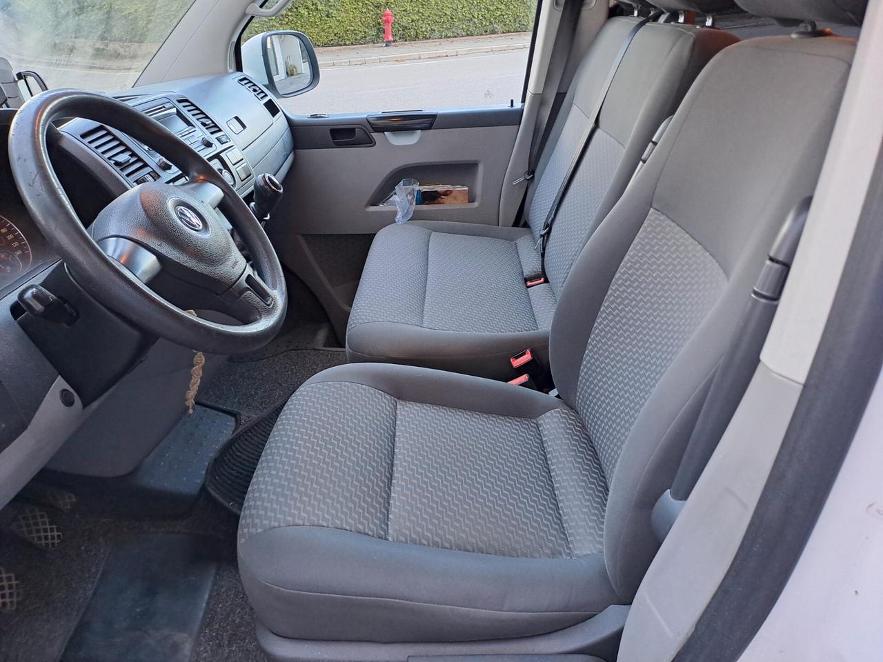 Volkswagen Caravelle 2.0 TDI 140CV 4 Motion Highline