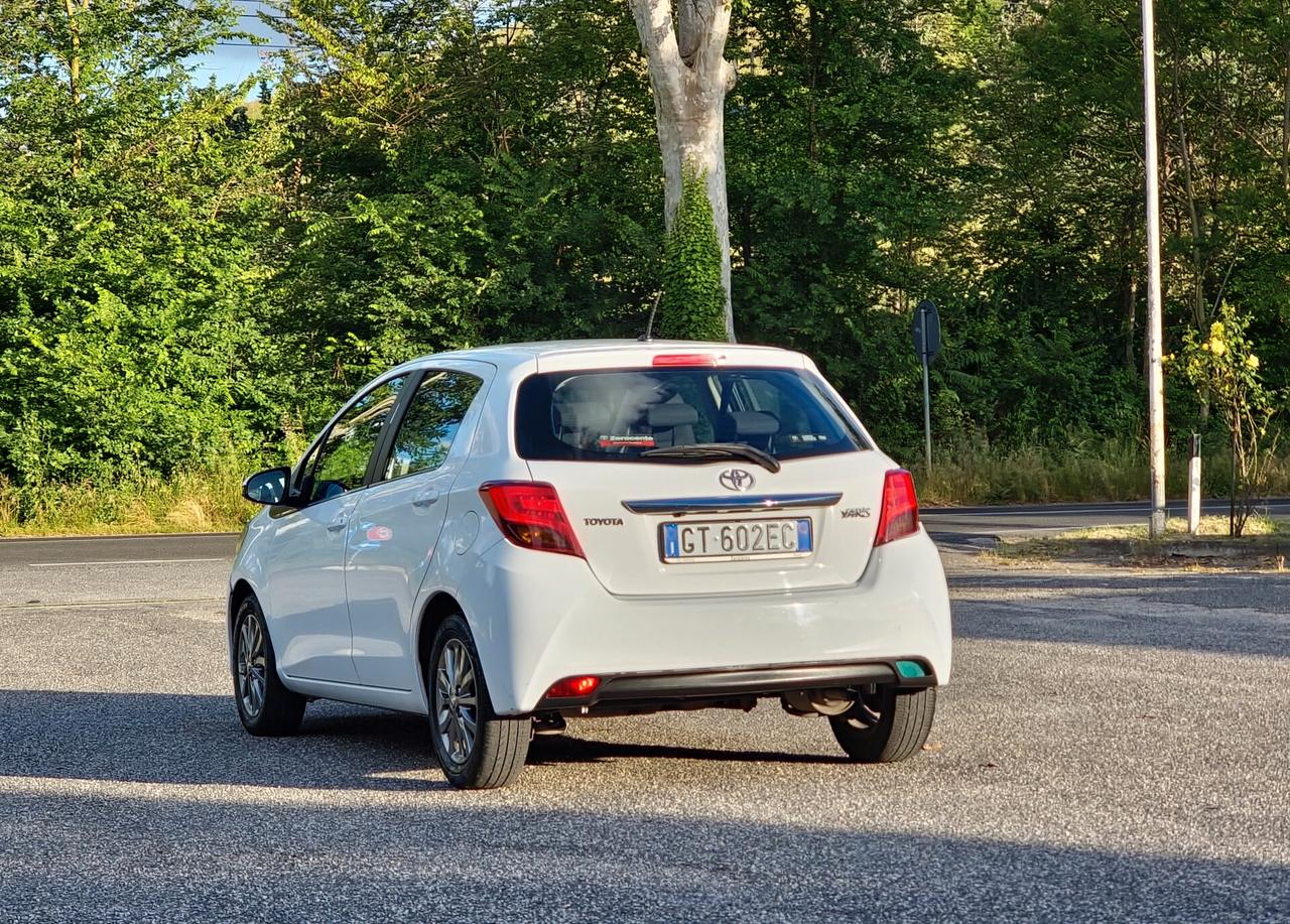 Toyota Yaris 1.0 5 porte 2016-E6 Manuale NEO