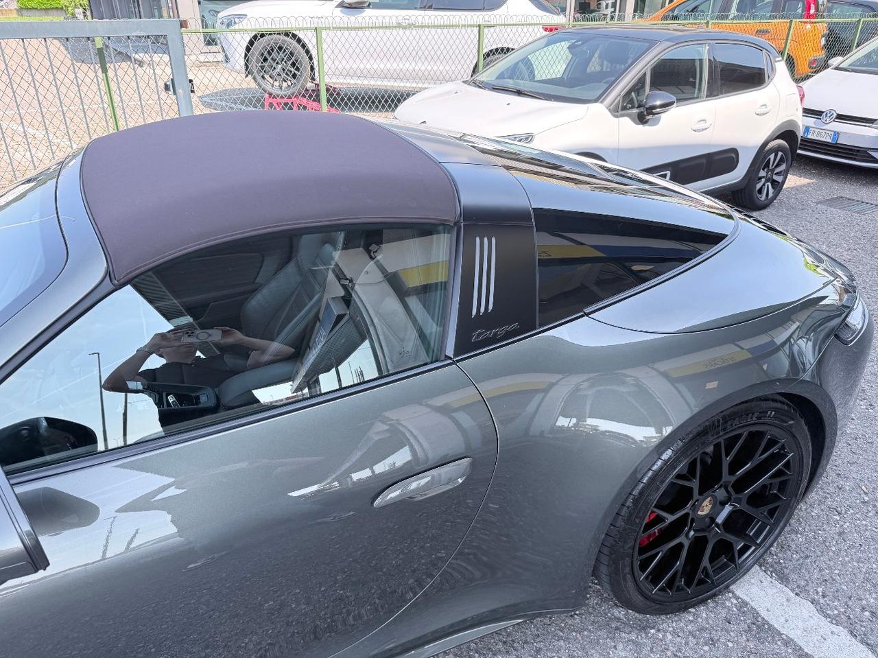 Porsche 911 Targa 3.0 4 GTS auto