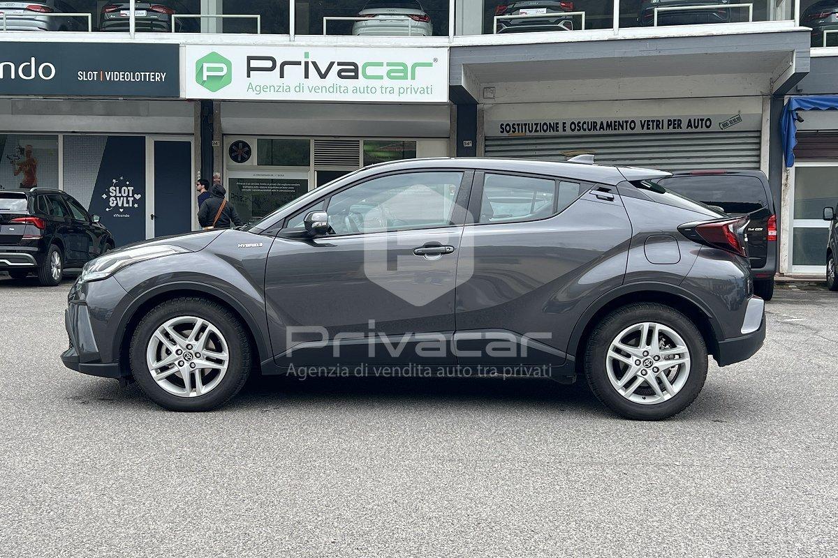 TOYOTA C-HR 1.8 Hybrid E-CVT Business