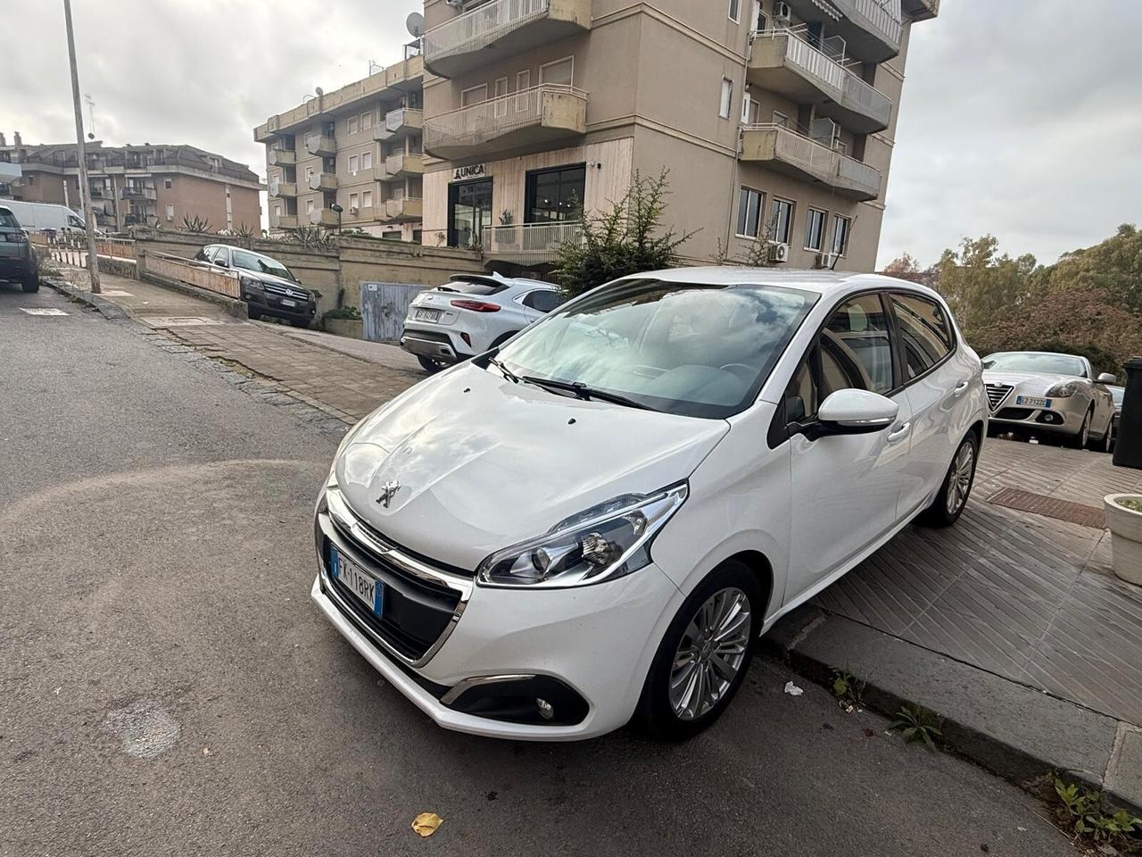 Peugeot 208 BlueHDi 75 5 porte Van Active