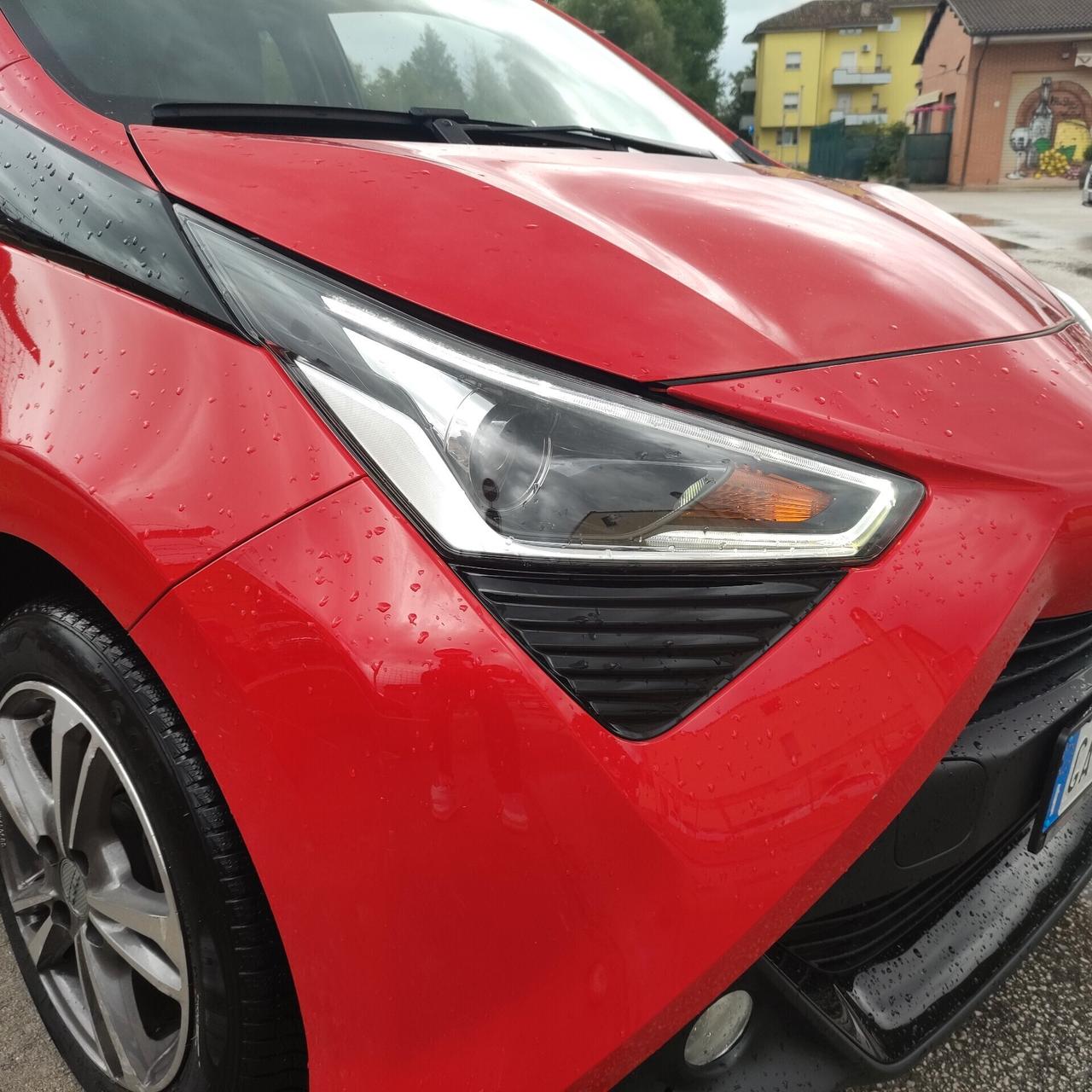 Toyota Aygo X 1.0 VVT-i 72 CV 5 porte Lounge Air S-CVT
