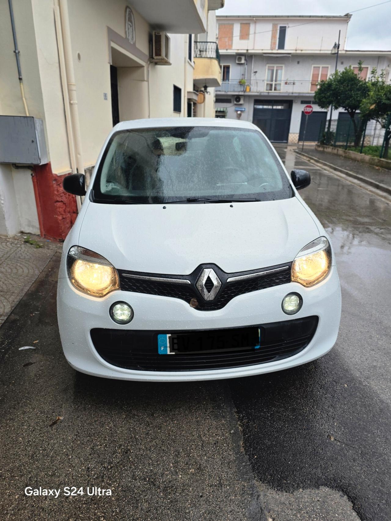 Renault Twingo SCe EDC Zen