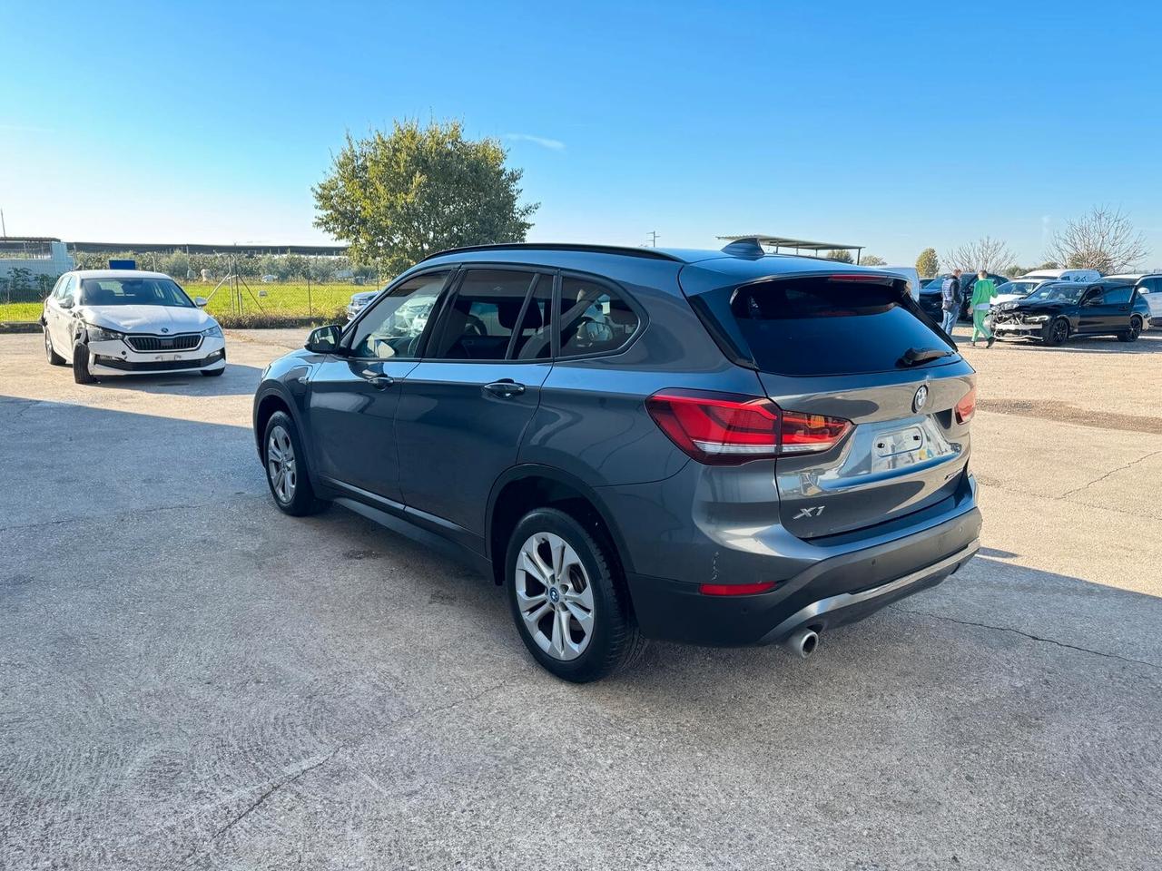 BMW X1 xdrive25e auto FURTO PARZIALE
