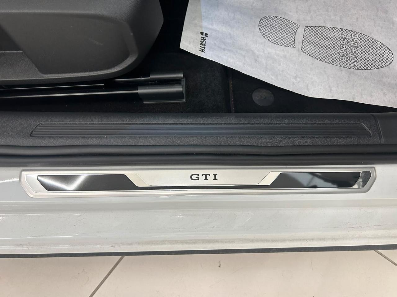 Volkswagen Polo GTI 2.0 tsi dsg * 4 500 KM*