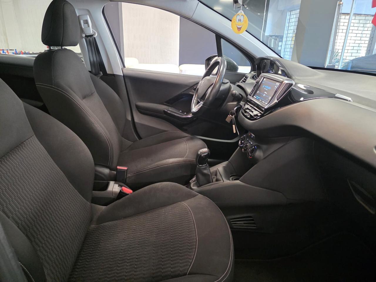 Peugeot 208 PureTech 82 5 porte Allure