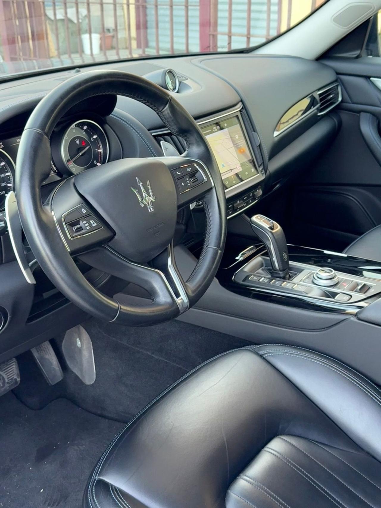 Maserati Levante MHEV 330 CV AWD Executive