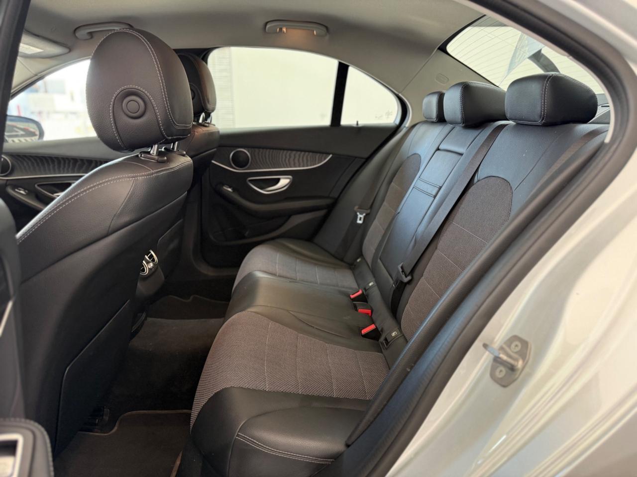 Mercedes-benz C 200 d Auto Premium