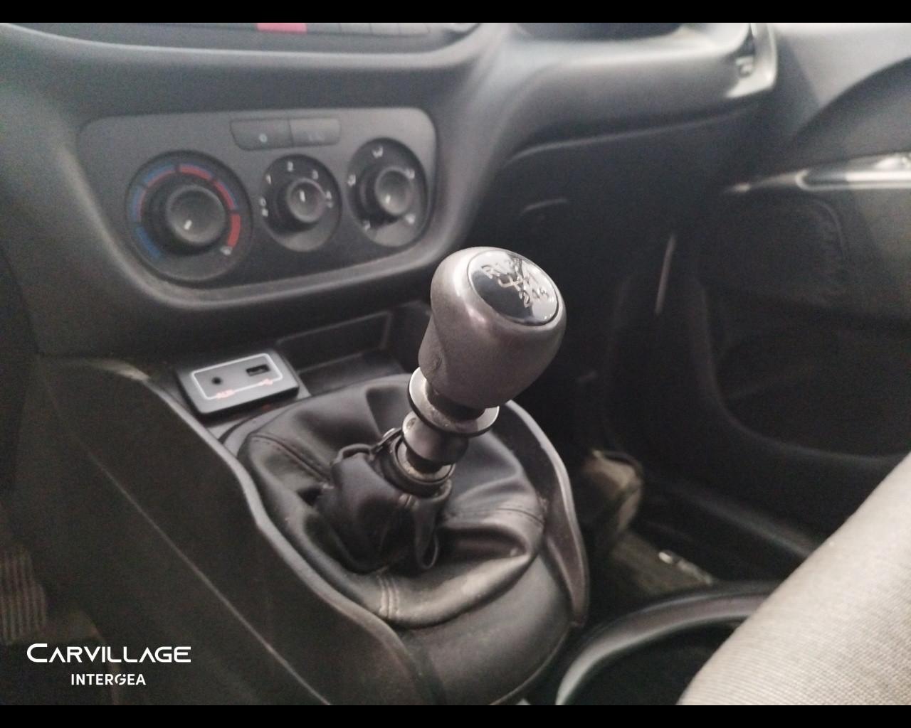 FIAT Doblo Passo Corto 1.5 td Entry