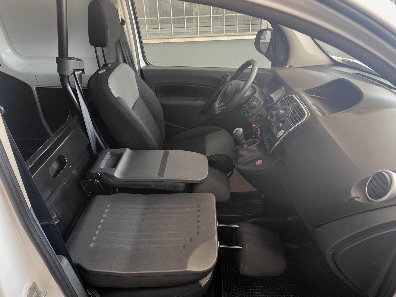 Renault Kangoo Blue dCi 115CV Maxi Furgone