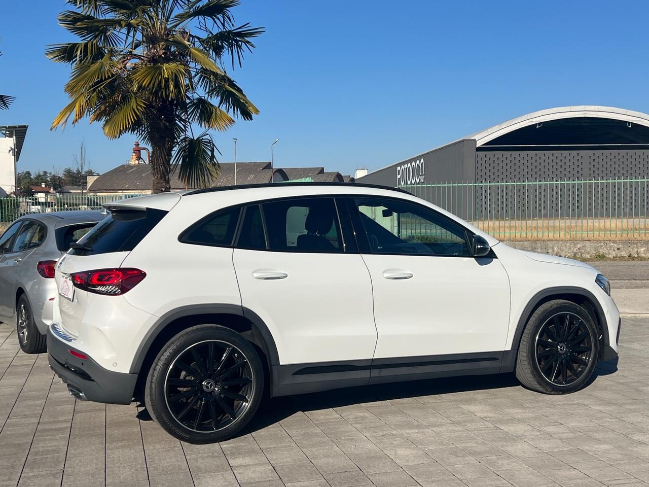 Mercedes-benz GLA 180 d Premium FINANZIABILE