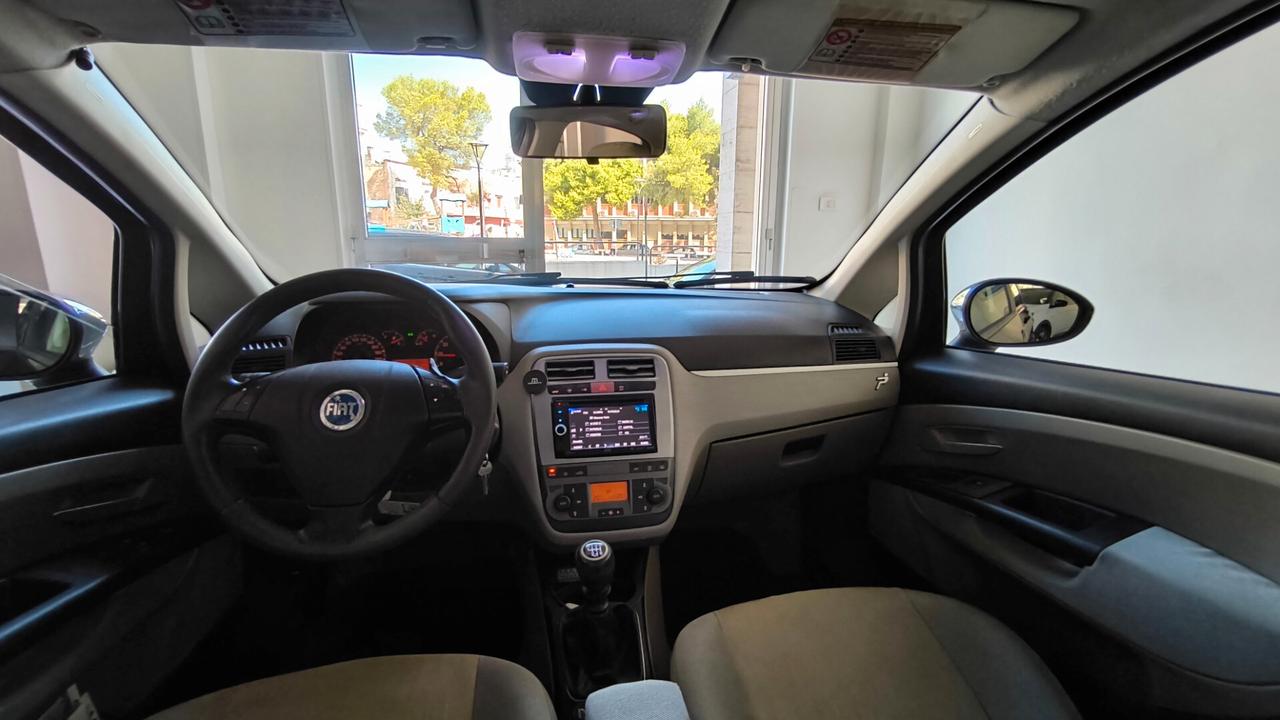 Fiat Grande Punto 1.3 MJT 90 CV 5 porte Emotion