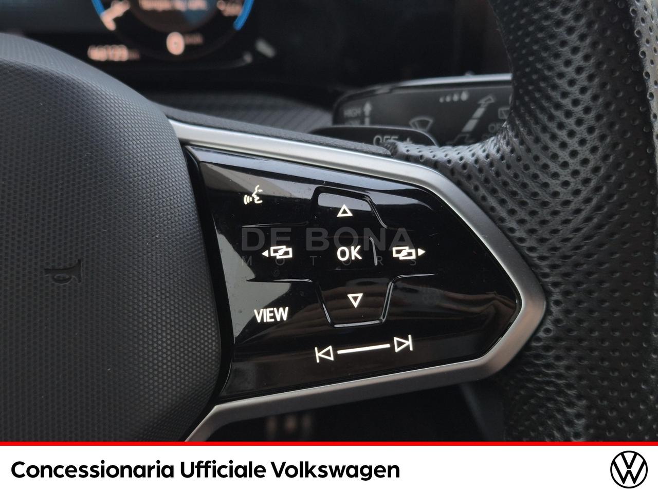 Volkswagen Golf variant 1.5 etsi evo r-line 150cv dsg