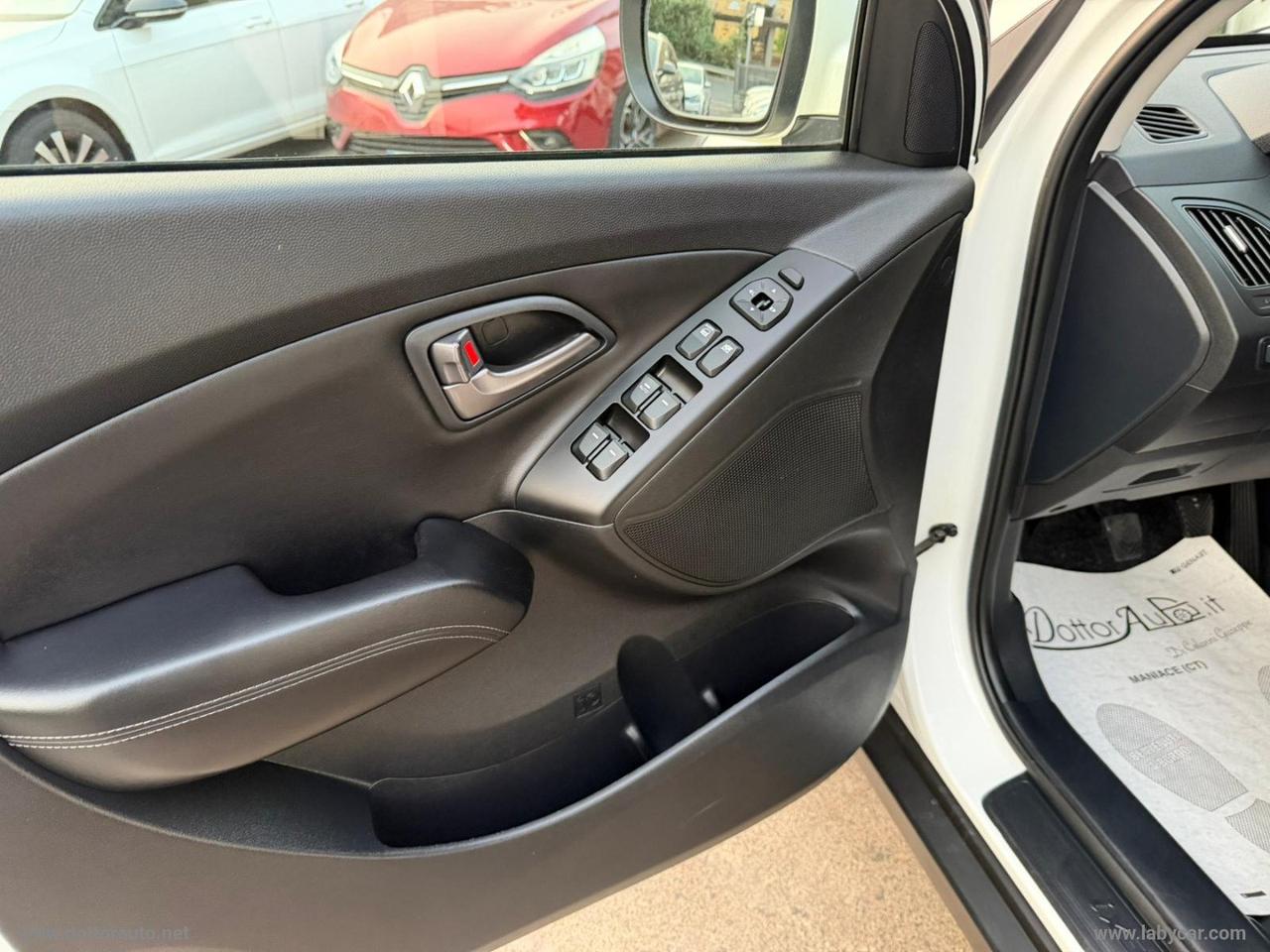 HYUNDAI ix35 1.7 CRDi 2WD Xpossible