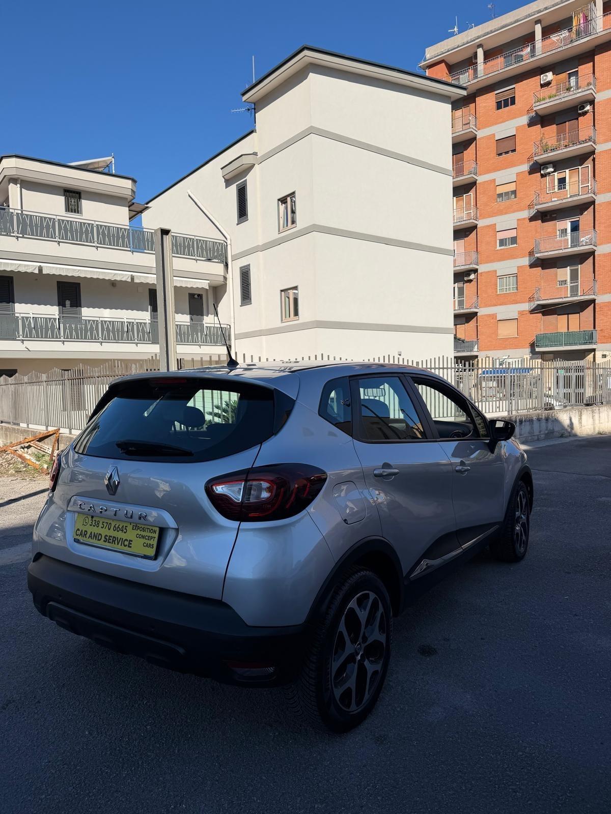Renault Captur TCe 100 CV Intens