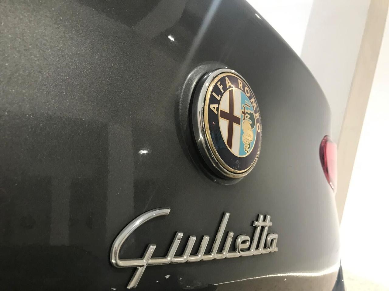 Alfa Romeo Giulietta 1.6 JTDm-2 105 CV Distinctive