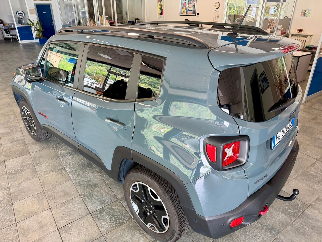 Jeep Renegade 2.0 Mjt 170CV 4WD Trailhawk Cambio automatico
