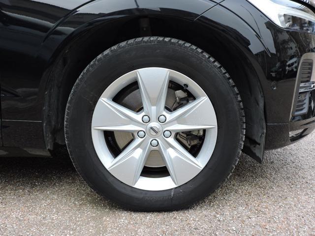 VOLVO XC60 B4 (d) AWD Geartronic Momentum Pro