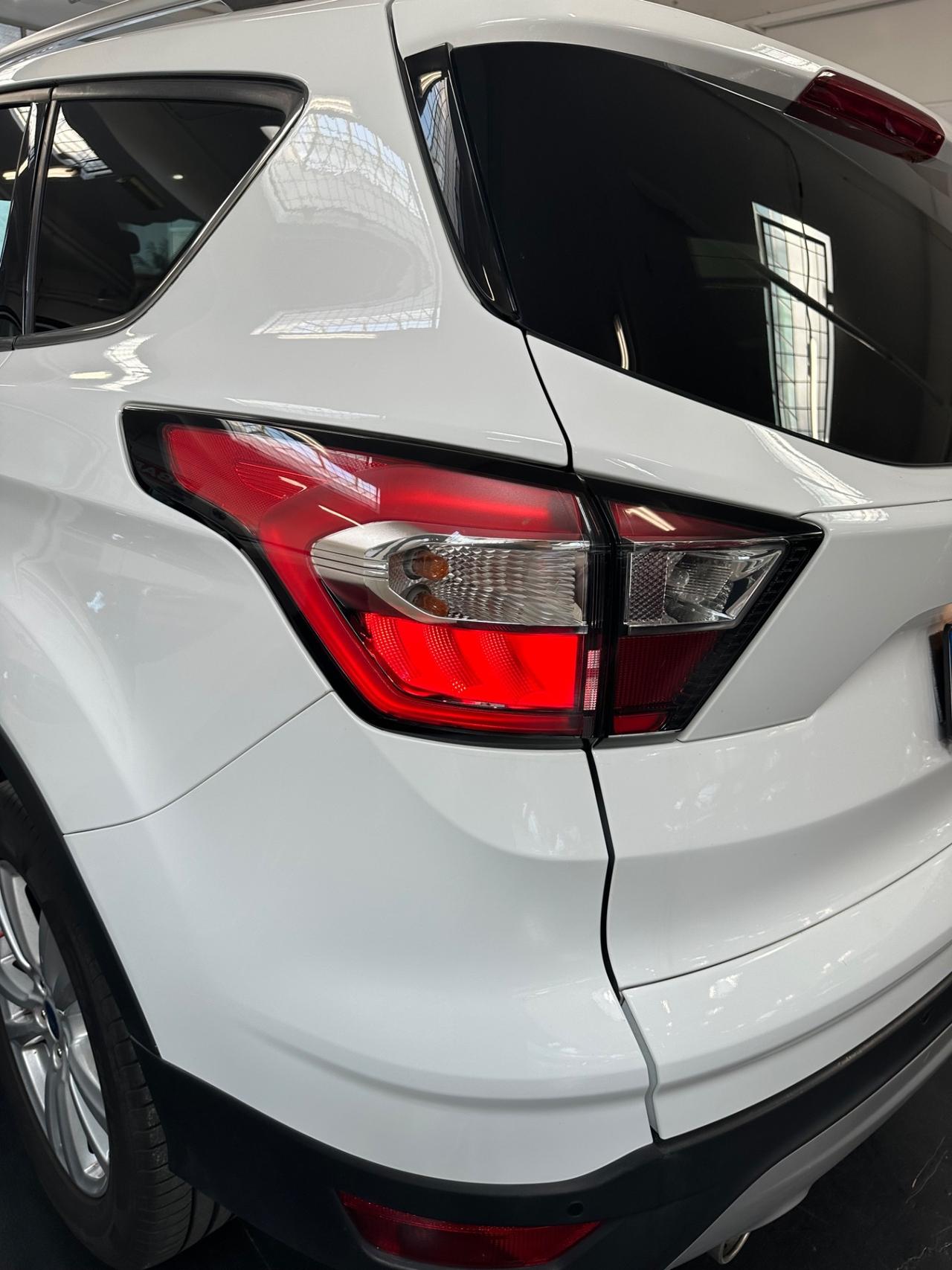 Ford Kuga 1.5 EcoBoost 120 CV S&S 2WD Titanium