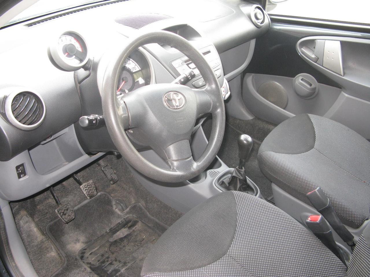 Toyota Aygo 1.0 12V VVT-i 5 porte
