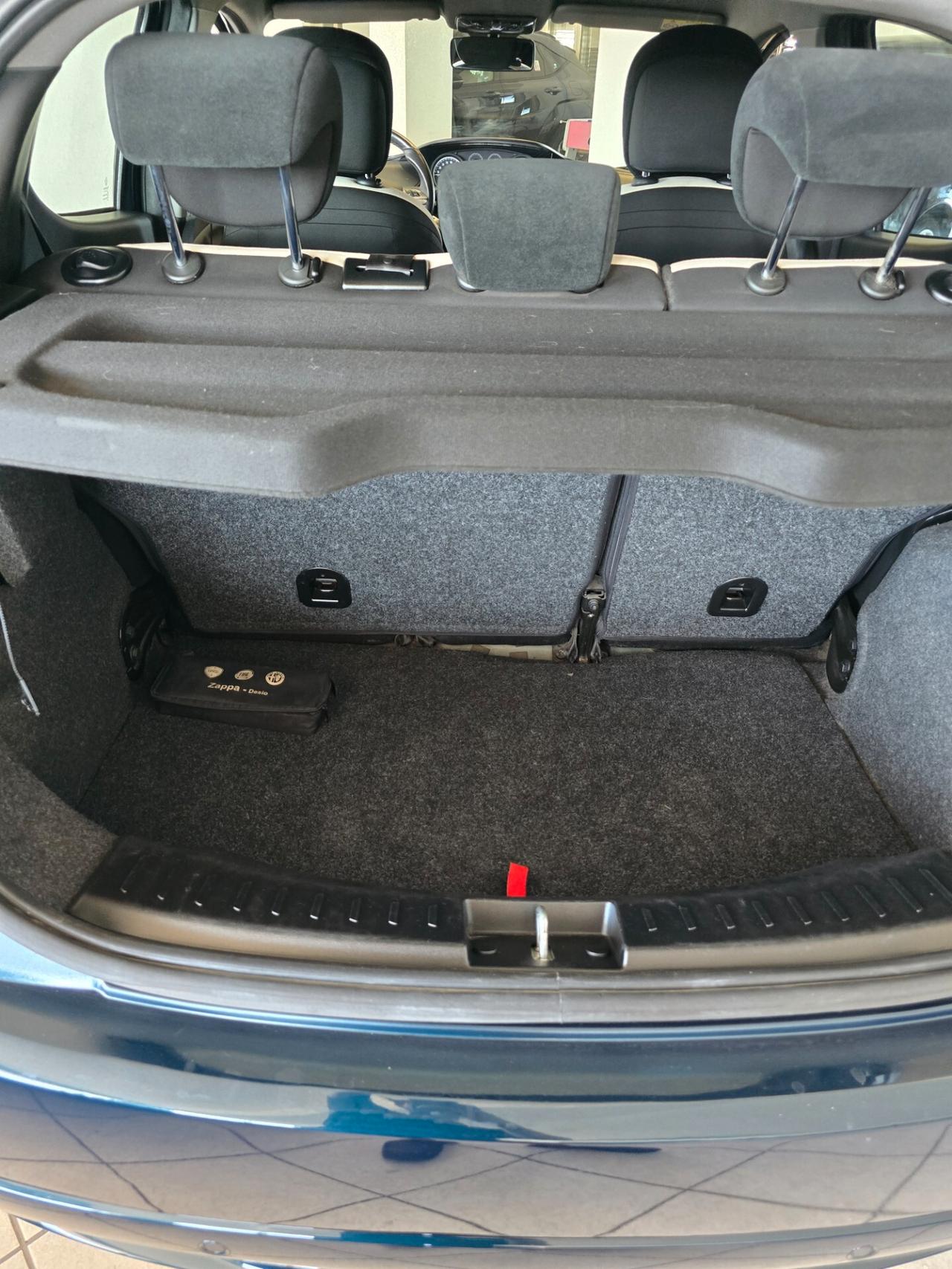 Lancia Ypsilon 1.2 69 CV 5 porte GPL Ecochic Platinum