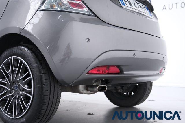 LANCIA Ypsilon 1.2 69 CV 5 PORTE S&S GOLD NEOPATENTATI