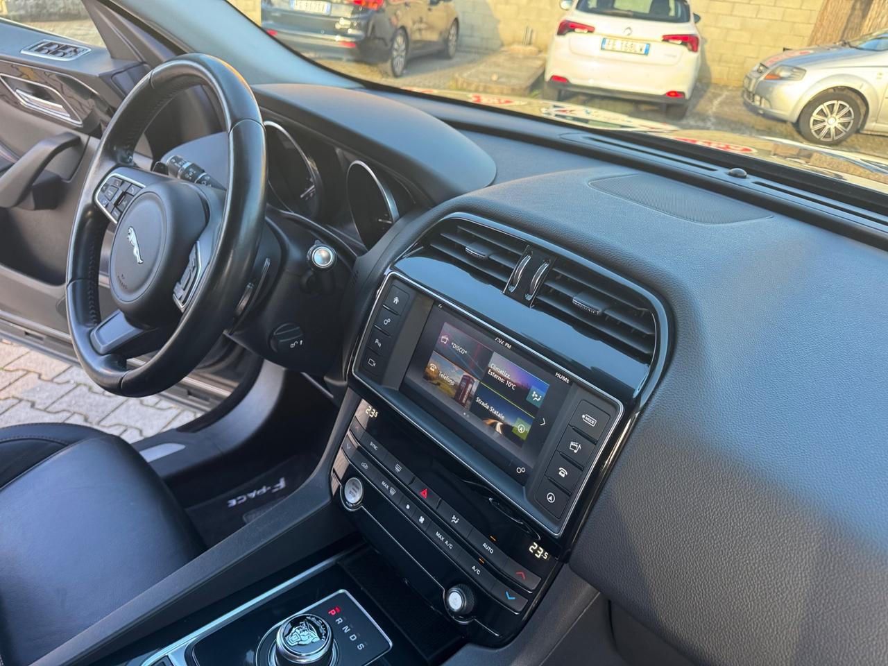 Jaguar F-Pace 2.0 D 180 CV 4x4 Euro 6b