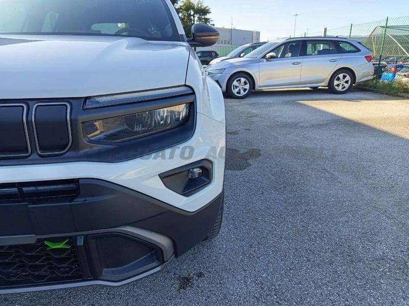 Jeep Avenger Avenger 1.2 turbo e-hybrid Upland 4xe 136cv edct6